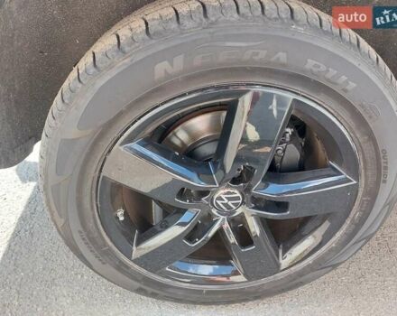 Сірий Фольксваген Туарег, об'ємом двигуна 3 л та пробігом 154 тис. км за 15800 $, фото 24 на Automoto.ua