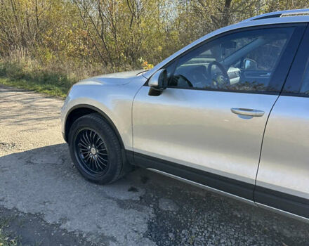 Серый Фольксваген Туарег, объемом двигателя 2.97 л и пробегом 296 тыс. км за 21000 $, фото 6 на Automoto.ua