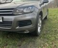 Серый Фольксваген Туарег, объемом двигателя 2.97 л и пробегом 228 тыс. км за 18700 $, фото 2 на Automoto.ua