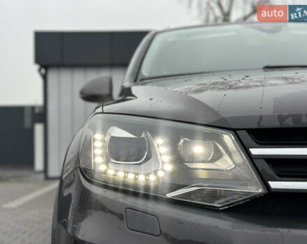 Сірий Фольксваген Туарег, об'ємом двигуна 3 л та пробігом 298 тис. км за 18500 $, фото 13 на Automoto.ua