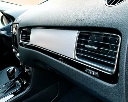 Сірий Фольксваген Туарег, об'ємом двигуна 2.97 л та пробігом 280 тис. км за 15769 $, фото 33 на Automoto.ua