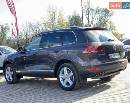 Серый Фольксваген Туарег, объемом двигателя 3 л и пробегом 260 тыс. км за 18899 $, фото 17 на Automoto.ua