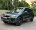 Сірий Фольксваген Туарег, об'ємом двигуна 2.97 л та пробігом 250 тис. км за 18500 $, фото 3 на Automoto.ua