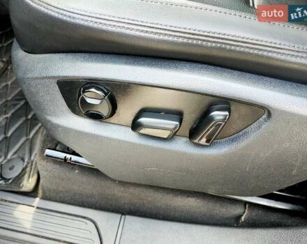 Серый Фольксваген Туарег, объемом двигателя 3 л и пробегом 278 тыс. км за 16999 $, фото 27 на Automoto.ua