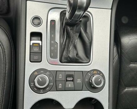 Серый Фольксваген Туарег, объемом двигателя 3 л и пробегом 190 тыс. км за 22700 $, фото 8 на Automoto.ua