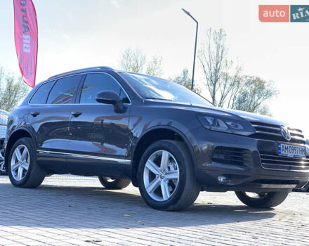 Серый Фольксваген Туарег, объемом двигателя 3 л и пробегом 260 тыс. км за 18899 $, фото 5 на Automoto.ua