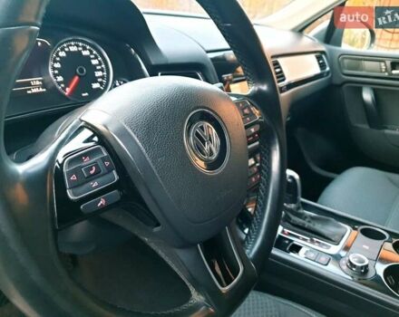 Сірий Фольксваген Туарег, об'ємом двигуна 2.97 л та пробігом 280 тис. км за 15769 $, фото 32 на Automoto.ua