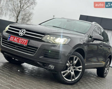 Сірий Фольксваген Туарег, об'ємом двигуна 3 л та пробігом 298 тис. км за 18500 $, фото 46 на Automoto.ua