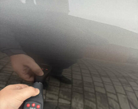 Серый Фольксваген Туарег, объемом двигателя 2.97 л и пробегом 285 тыс. км за 16990 $, фото 55 на Automoto.ua