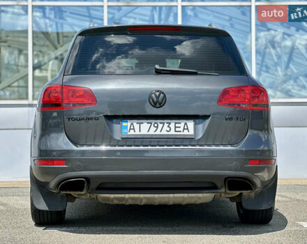 Серый Фольксваген Туарег, объемом двигателя 3 л и пробегом 226 тыс. км за 15490 $, фото 17 на Automoto.ua