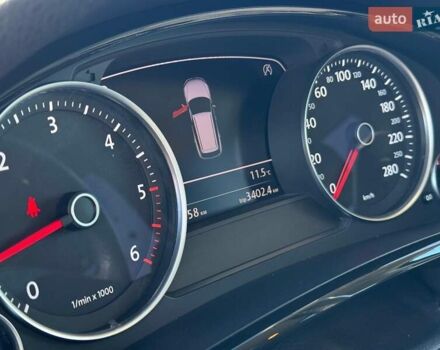 Серый Фольксваген Туарег, объемом двигателя 3 л и пробегом 294 тыс. км за 17890 $, фото 23 на Automoto.ua