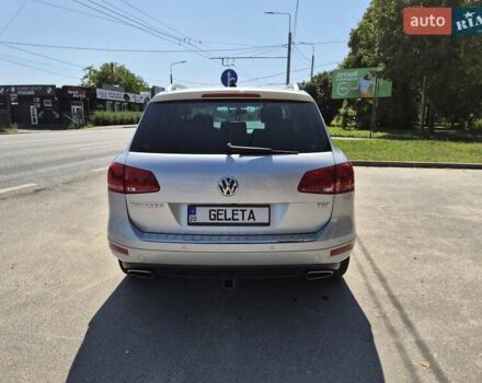 Серый Фольксваген Туарег, объемом двигателя 3 л и пробегом 215 тыс. км за 19300 $, фото 8 на Automoto.ua