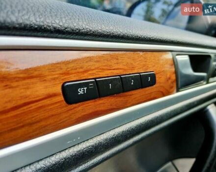 Серый Фольксваген Туарег, объемом двигателя 3 л и пробегом 278 тыс. км за 16999 $, фото 23 на Automoto.ua