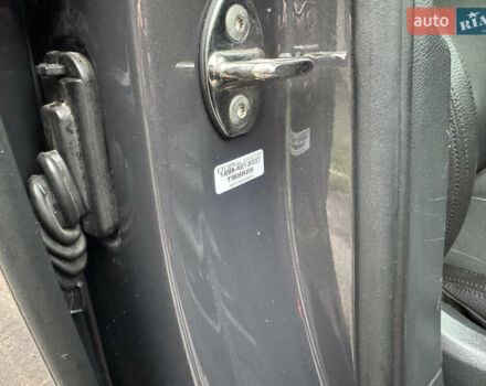 Серый Фольксваген Туарег, объемом двигателя 3 л и пробегом 260 тыс. км за 16700 $, фото 67 на Automoto.ua