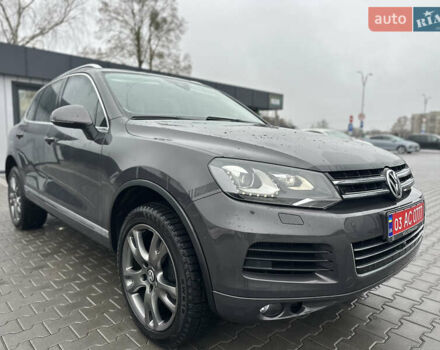 Сірий Фольксваген Туарег, об'ємом двигуна 3 л та пробігом 298 тис. км за 18500 $, фото 15 на Automoto.ua