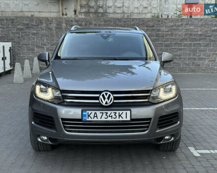 Сірий Фольксваген Туарег, об'ємом двигуна 2.97 л та пробігом 238 тис. км за 18300 $, фото 5 на Automoto.ua