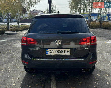 Сірий Фольксваген Туарег, об'ємом двигуна 3 л та пробігом 260 тис. км за 16700 $, фото 9 на Automoto.ua