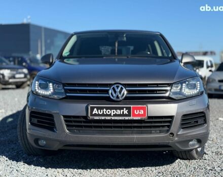 Серый Фольксваген Туарег, объемом двигателя 3 л и пробегом 294 тыс. км за 17890 $, фото 19 на Automoto.ua