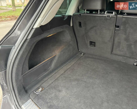 Серый Фольксваген Туарег, объемом двигателя 3 л и пробегом 260 тыс. км за 16700 $, фото 78 на Automoto.ua