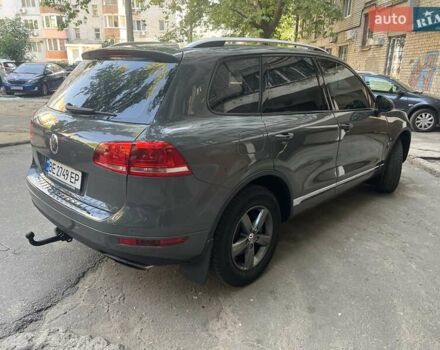 Сірий Фольксваген Туарег, об'ємом двигуна 2.97 л та пробігом 259 тис. км за 17500 $, фото 3 на Automoto.ua