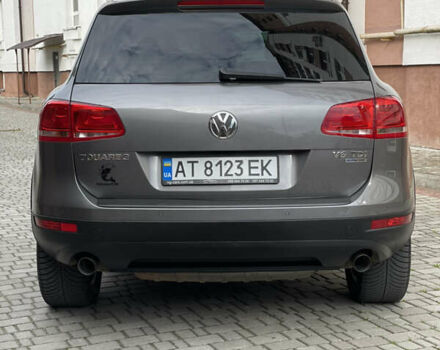 Сірий Фольксваген Туарег, об'ємом двигуна 3 л та пробігом 207 тис. км за 21500 $, фото 15 на Automoto.ua