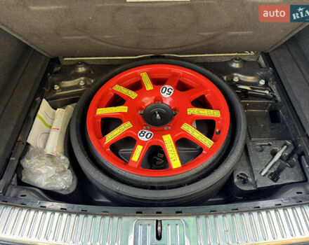 Серый Фольксваген Туарег, объемом двигателя 3 л и пробегом 260 тыс. км за 16700 $, фото 88 на Automoto.ua