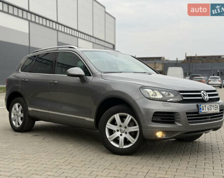 Сірий Фольксваген Туарег, об'ємом двигуна 3 л та пробігом 260 тис. км за 18700 $, фото 14 на Automoto.ua