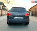 Сірий Фольксваген Туарег, об'ємом двигуна 2.97 л та пробігом 280 тис. км за 15769 $, фото 10 на Automoto.ua