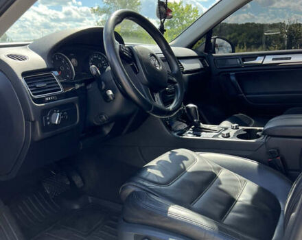 Сірий Фольксваген Туарег, об'ємом двигуна 2.97 л та пробігом 261 тис. км за 19999 $, фото 18 на Automoto.ua