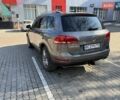 Сірий Фольксваген Туарег, об'ємом двигуна 2.97 л та пробігом 247 тис. км за 19200 $, фото 4 на Automoto.ua