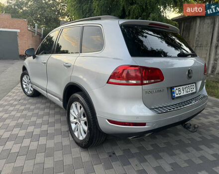 Серый Фольксваген Туарег, объемом двигателя 2.97 л и пробегом 340 тыс. км за 15900 $, фото 9 на Automoto.ua
