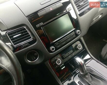 Серый Фольксваген Туарег, объемом двигателя 3.6 л и пробегом 212 тыс. км за 13999 $, фото 4 на Automoto.ua