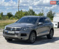 Сірий Фольксваген Туарег, об'ємом двигуна 2.97 л та пробігом 261 тис. км за 19999 $, фото 2 на Automoto.ua
