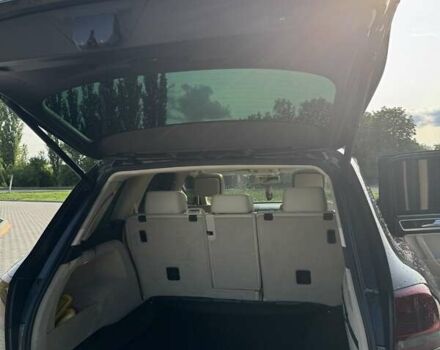 Серый Фольксваген Туарег, объемом двигателя 2.97 л и пробегом 174 тыс. км за 19000 $, фото 10 на Automoto.ua