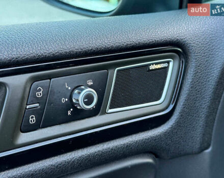 Сірий Фольксваген Туарег, об'ємом двигуна 3 л та пробігом 222 тис. км за 21290 $, фото 15 на Automoto.ua