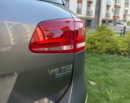 Серый Фольксваген Туарег, объемом двигателя 3 л и пробегом 263 тыс. км за 19800 $, фото 10 на Automoto.ua