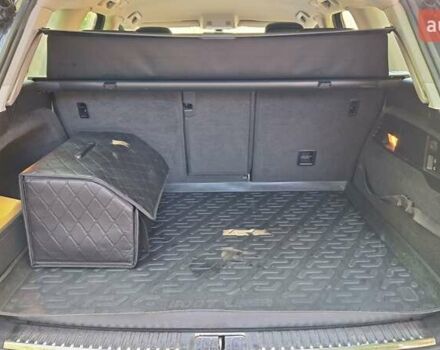 Серый Фольксваген Туарег, объемом двигателя 3 л и пробегом 235 тыс. км за 25000 $, фото 20 на Automoto.ua