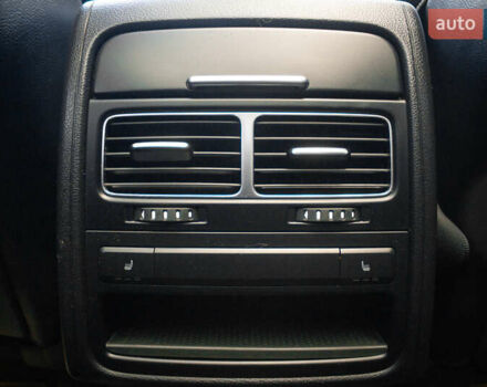 Сірий Фольксваген Туарег, об'ємом двигуна 2.97 л та пробігом 225 тис. км за 18500 $, фото 34 на Automoto.ua