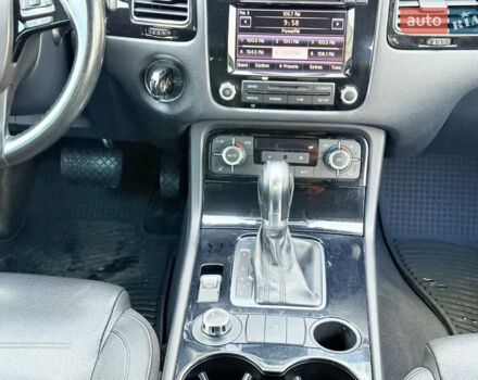 Сірий Фольксваген Туарег, об'ємом двигуна 3.6 л та пробігом 264 тис. км за 13900 $, фото 16 на Automoto.ua