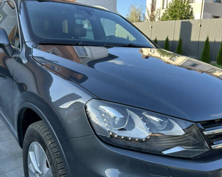 Сірий Фольксваген Туарег, об'ємом двигуна 2.97 л та пробігом 254 тис. км за 21000 $, фото 9 на Automoto.ua