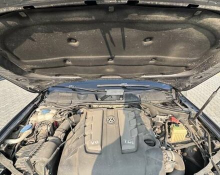 Серый Фольксваген Туарег, объемом двигателя 2.97 л и пробегом 174 тыс. км за 19000 $, фото 24 на Automoto.ua