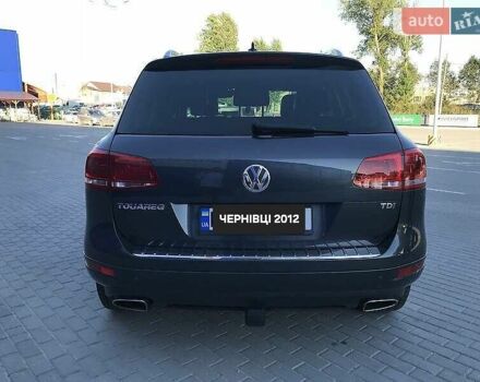 Серый Фольксваген Туарег, объемом двигателя 2.97 л и пробегом 177 тыс. км за 22000 $, фото 26 на Automoto.ua