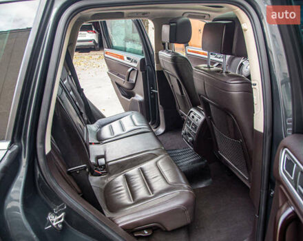 Сірий Фольксваген Туарег, об'ємом двигуна 2.97 л та пробігом 267 тис. км за 21499 $, фото 12 на Automoto.ua