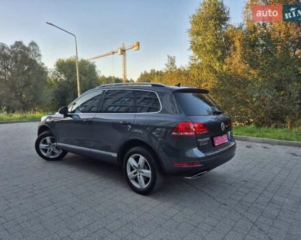 Серый Фольксваген Туарег, объемом двигателя 2.97 л и пробегом 248 тыс. км за 16500 $, фото 50 на Automoto.ua