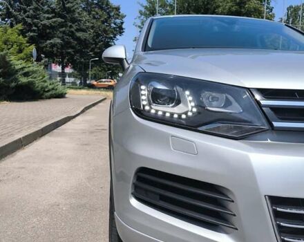 Серый Фольксваген Туарег, объемом двигателя 3 л и пробегом 280 тыс. км за 22500 $, фото 22 на Automoto.ua