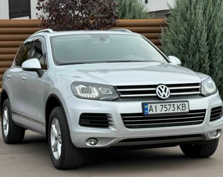 Сірий Фольксваген Туарег, об'ємом двигуна 3 л та пробігом 226 тис. км за 18000 $, фото 5 на Automoto.ua