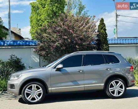 Серый Фольксваген Туарег, объемом двигателя 2.97 л и пробегом 179 тыс. км за 16900 $, фото 4 на Automoto.ua