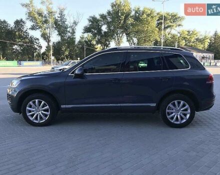 Серый Фольксваген Туарег, объемом двигателя 2.97 л и пробегом 177 тыс. км за 22000 $, фото 23 на Automoto.ua