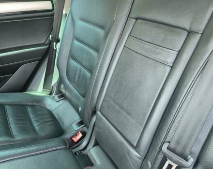 Серый Фольксваген Туарег, объемом двигателя 3 л и пробегом 280 тыс. км за 22500 $, фото 42 на Automoto.ua