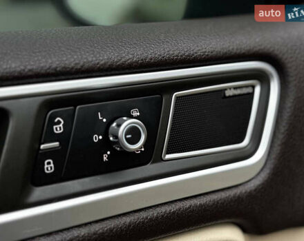 Сірий Фольксваген Туарег, об'ємом двигуна 2.97 л та пробігом 250 тис. км за 21500 $, фото 7 на Automoto.ua